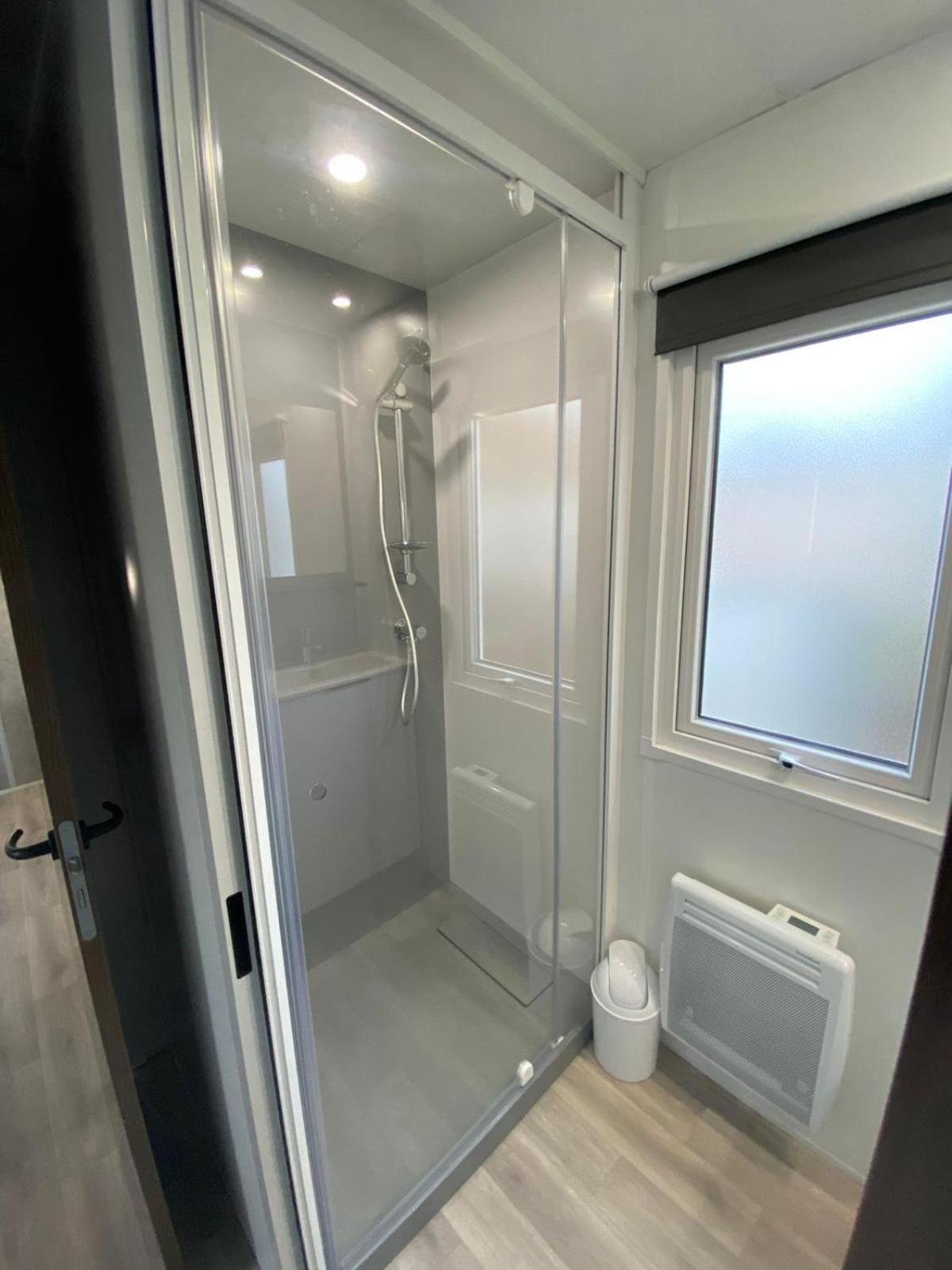 Mobil Home Familial Neuf De 2024 Pour 8 Personnes Valras-Plage Eksteriør bilde